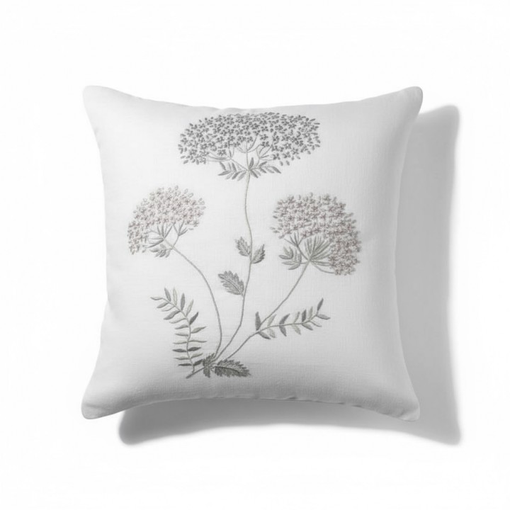 Tựa lưng thêu cẩm tú cầu